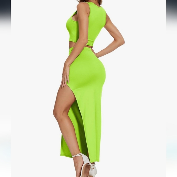 Two Piece Maxi Summer Set - Picture 2 of 3